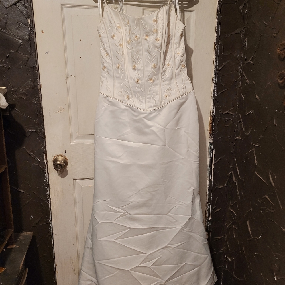 Long ivory wedding dress